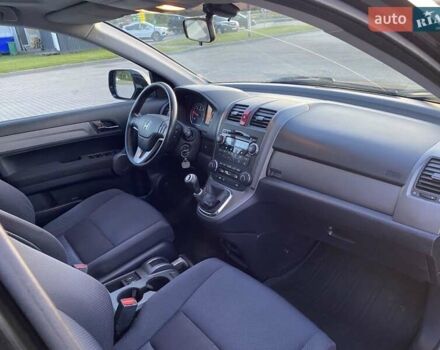 Черный Хонда СРВ, объемом двигателя 2.2 л и пробегом 264 тыс. км за 11250 $, фото 48 на Automoto.ua