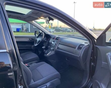 Черный Хонда СРВ, объемом двигателя 2.2 л и пробегом 264 тыс. км за 11250 $, фото 47 на Automoto.ua