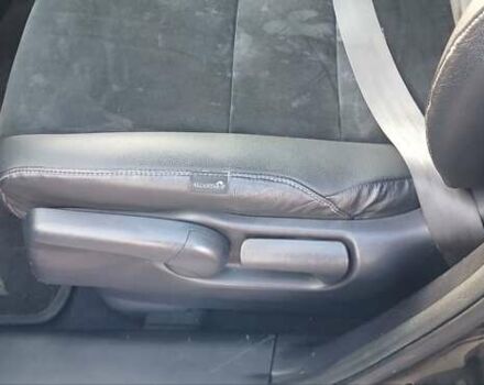 Черный Хонда СРВ, объемом двигателя 2.4 л и пробегом 295 тыс. км за 10500 $, фото 12 на Automoto.ua