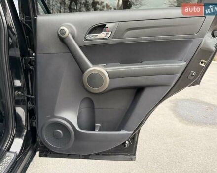 Черный Хонда СРВ, объемом двигателя 2.4 л и пробегом 151 тыс. км за 12777 $, фото 66 на Automoto.ua