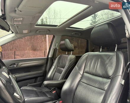 Черный Хонда СРВ, объемом двигателя 2.2 л и пробегом 227 тыс. км за 13000 $, фото 28 на Automoto.ua