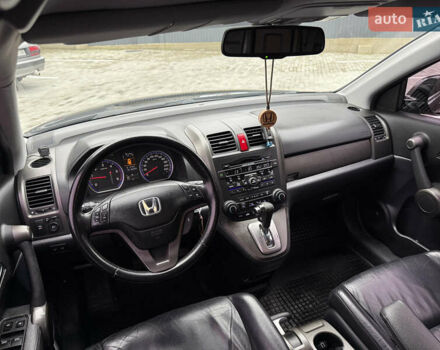 Черный Хонда СРВ, объемом двигателя 2.2 л и пробегом 227 тыс. км за 13000 $, фото 17 на Automoto.ua