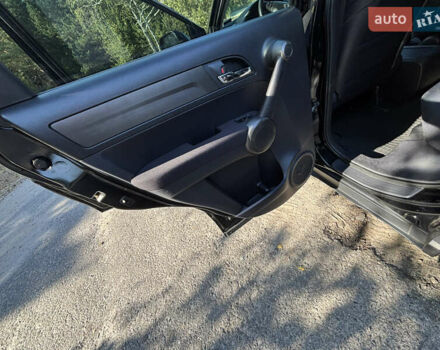 Чорний Хонда СРВ, об'ємом двигуна 2 л та пробігом 159 тис. км за 11650 $, фото 26 на Automoto.ua