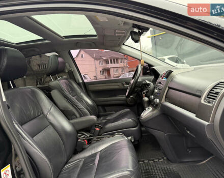 Черный Хонда СРВ, объемом двигателя 2.2 л и пробегом 227 тыс. км за 13000 $, фото 24 на Automoto.ua