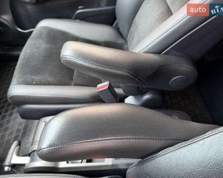 Черный Хонда СРВ, объемом двигателя 2.4 л и пробегом 151 тыс. км за 12777 $, фото 50 на Automoto.ua