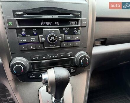 Черный Хонда СРВ, объемом двигателя 2.4 л и пробегом 151 тыс. км за 12777 $, фото 48 на Automoto.ua