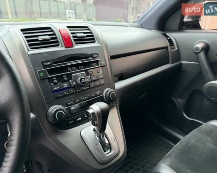 Черный Хонда СРВ, объемом двигателя 2.4 л и пробегом 151 тыс. км за 12777 $, фото 43 на Automoto.ua