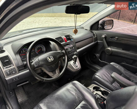 Черный Хонда СРВ, объемом двигателя 2.2 л и пробегом 227 тыс. км за 13000 $, фото 11 на Automoto.ua