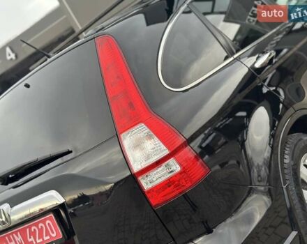 Чорний Хонда СРВ, об'ємом двигуна 2 л та пробігом 181 тис. км за 13777 $, фото 38 на Automoto.ua