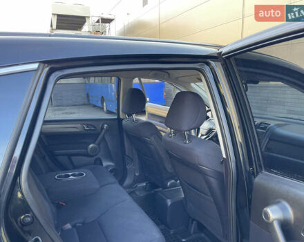 Хонда СРВ 2011 в Киеве на Automoto.ua Черный Хонда СРВ, объемом двигателя 2 л и пробегом 198 тыс. км за 11200 $, фото 14 на Automoto.ua