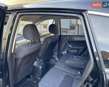 Хонда СРВ 2011 в Киеве на Automoto.ua Черный Хонда СРВ, объемом двигателя 2 л и пробегом 198 тыс. км за 11200 $, фото 15 на Automoto.ua