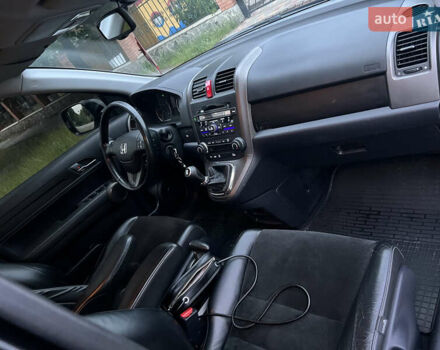 Чорний Хонда СРВ, об'ємом двигуна 2.2 л та пробігом 215 тис. км за 13400 $, фото 18 на Automoto.ua