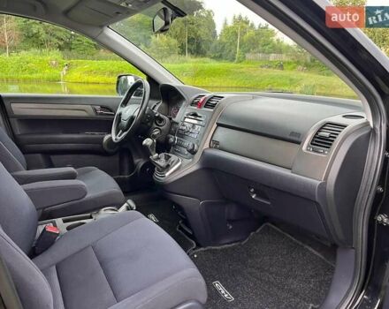 Черный Хонда СРВ, объемом двигателя 2.2 л и пробегом 170 тыс. км за 12999 $, фото 26 на Automoto.ua