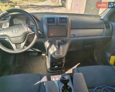 Черный Хонда СРВ, объемом двигателя 2.4 л и пробегом 231 тыс. км за 10500 $, фото 10 на Automoto.ua