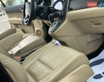 Чорний Хонда СРВ, об'ємом двигуна 2 л та пробігом 181 тис. км за 13777 $, фото 73 на Automoto.ua