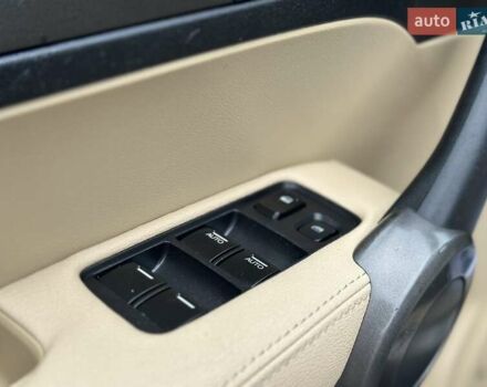 Чорний Хонда СРВ, об'ємом двигуна 2 л та пробігом 181 тис. км за 13777 $, фото 91 на Automoto.ua