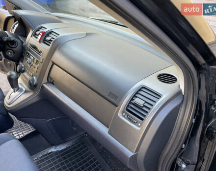 Хонда СРВ 2011 в Киеве на Automoto.ua Черный Хонда СРВ, объемом двигателя 2 л и пробегом 198 тыс. км за 11200 $, фото 26 на Automoto.ua