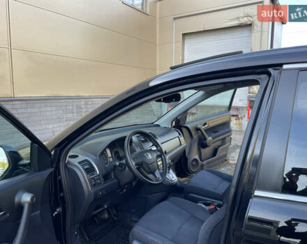 Хонда СРВ 2011 в Киеве на Automoto.ua Черный Хонда СРВ, объемом двигателя 2 л и пробегом 198 тыс. км за 11200 $, фото 9 на Automoto.ua