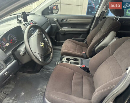 Черный Хонда СРВ, объемом двигателя 2.4 л и пробегом 190 тыс. км за 13000 $, фото 3 на Automoto.ua