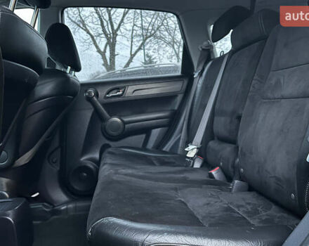 Чорний Хонда СРВ, об'ємом двигуна 2 л та пробігом 245 тис. км за 13100 $, фото 18 на Automoto.ua