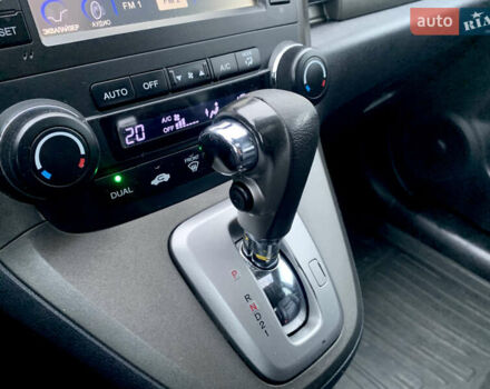 Черный Хонда СРВ, объемом двигателя 2.4 л и пробегом 202 тыс. км за 13700 $, фото 48 на Automoto.ua