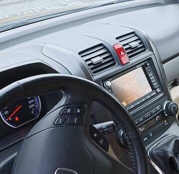 Черный Хонда СРВ, объемом двигателя 2.2 л и пробегом 233 тыс. км за 16700 $, фото 6 на Automoto.ua