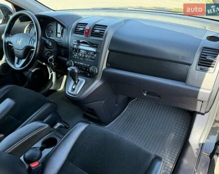 Черный Хонда СРВ, объемом двигателя 2 л и пробегом 225 тыс. км за 13400 $, фото 66 на Automoto.ua