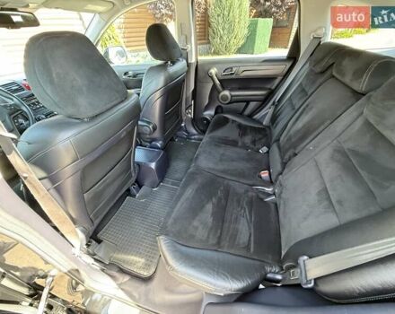 Черный Хонда СРВ, объемом двигателя 2 л и пробегом 225 тыс. км за 13400 $, фото 58 на Automoto.ua