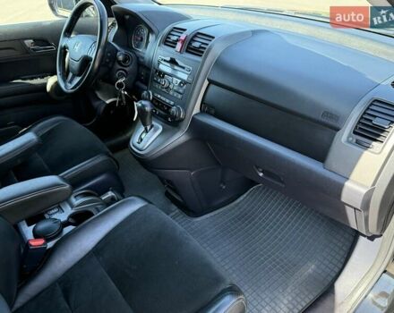 Черный Хонда СРВ, объемом двигателя 2 л и пробегом 225 тыс. км за 13400 $, фото 63 на Automoto.ua