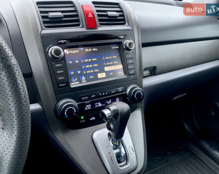 Черный Хонда СРВ, объемом двигателя 2.4 л и пробегом 202 тыс. км за 13700 $, фото 46 на Automoto.ua