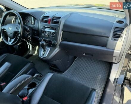Черный Хонда СРВ, объемом двигателя 2 л и пробегом 225 тыс. км за 13400 $, фото 67 на Automoto.ua