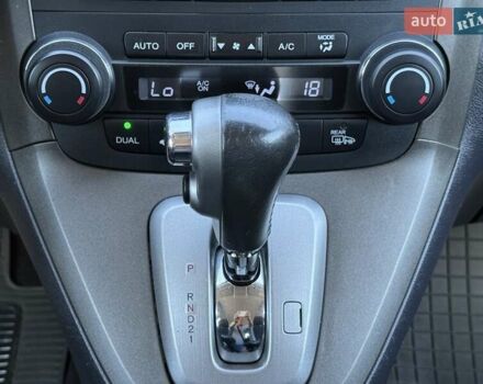 Черный Хонда СРВ, объемом двигателя 2 л и пробегом 225 тыс. км за 13400 $, фото 75 на Automoto.ua