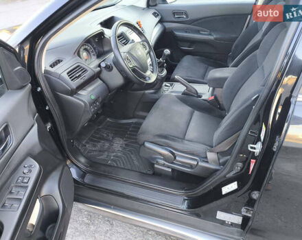 Черный Хонда СРВ, объемом двигателя 1.6 л и пробегом 326 тыс. км за 14400 $, фото 6 на Automoto.ua