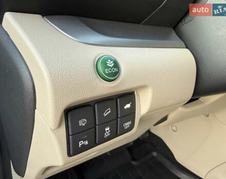 Черный Хонда СРВ, объемом двигателя 2.2 л и пробегом 135 тыс. км за 20500 $, фото 29 на Automoto.ua