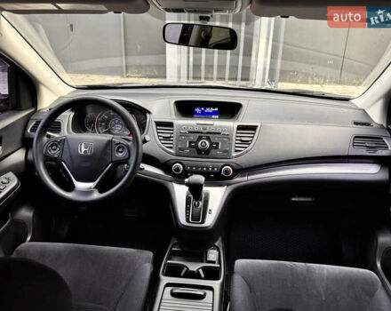 Хонда СРВ 2014 в Киеве на Automoto.ua Черный Хонда СРВ, объемом двигателя 2.4 л и пробегом 211 тыс. км за 14950 $, фото 30 на Automoto.ua