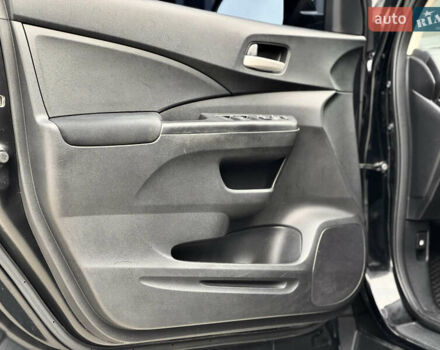 Хонда СРВ 2014 в Киеве на Automoto.ua Черный Хонда СРВ, объемом двигателя 2.4 л и пробегом 211 тыс. км за 14950 $, фото 18 на Automoto.ua