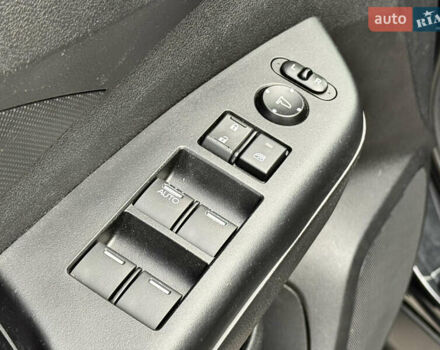 Хонда СРВ 2014 в Киеве на Automoto.ua Черный Хонда СРВ, объемом двигателя 2.4 л и пробегом 211 тыс. км за 14950 $, фото 19 на Automoto.ua