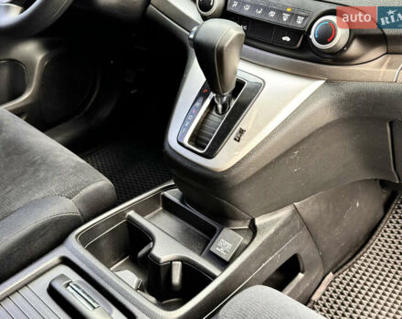 Хонда СРВ 2014 в Киеве на Automoto.ua Черный Хонда СРВ, объемом двигателя 2.4 л и пробегом 211 тыс. км за 14950 $, фото 29 на Automoto.ua