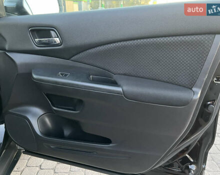 Черный Хонда СРВ, объемом двигателя 1.6 л и пробегом 204 тыс. км за 19300 $, фото 43 на Automoto.ua