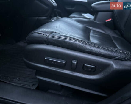 Чорний Хонда СРВ, об'ємом двигуна 2.4 л та пробігом 175 тис. км за 18500 $, фото 34 на Automoto.ua