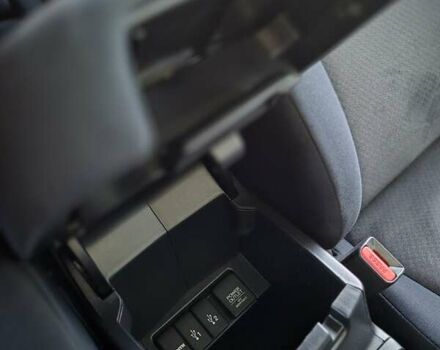 Черный Хонда СРВ, объемом двигателя 2.4 л и пробегом 139 тыс. км за 15900 $, фото 63 на Automoto.ua