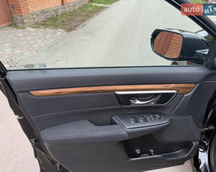 Черный Хонда СРВ, объемом двигателя 1.5 л и пробегом 142 тыс. км за 20100 $, фото 10 на Automoto.ua