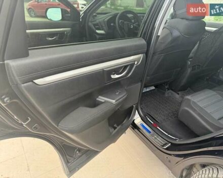 Чорний Хонда СРВ, об'ємом двигуна 1.5 л та пробігом 111 тис. км за 18500 $, фото 5 на Automoto.ua