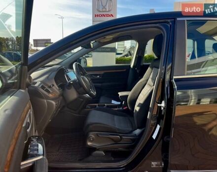 Черный Хонда СРВ, объемом двигателя 1.5 л и пробегом 152 тыс. км за 21977 $, фото 12 на Automoto.ua