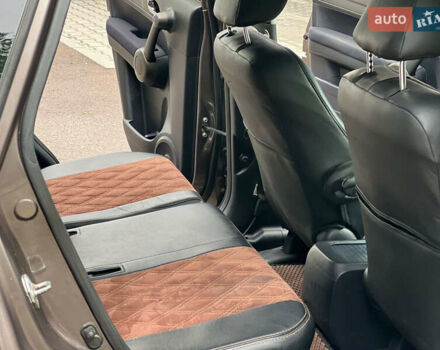 Коричневий Хонда СРВ, об'ємом двигуна 2.2 л та пробігом 187 тис. км за 12000 $, фото 23 на Automoto.ua