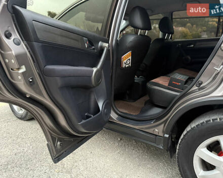 Коричневый Хонда СРВ, объемом двигателя 2.2 л и пробегом 187 тыс. км за 13000 $, фото 36 на Automoto.ua