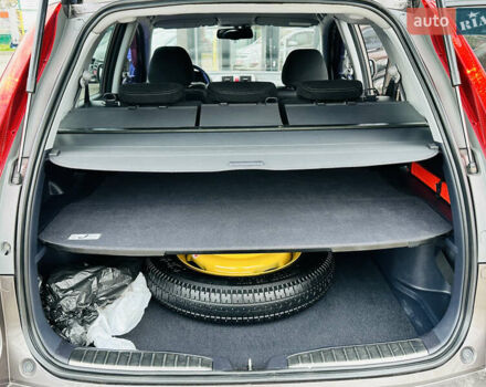 Хонда СРВ 2010 в Харькове на Automoto.ua Коричневый Хонда СРВ, объемом двигателя 2.4 л и пробегом 220 тыс. км за 12200 $, фото 41 на Automoto.ua