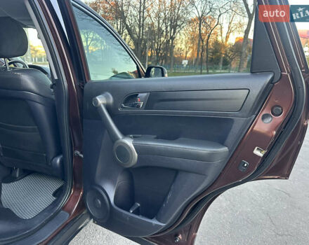 Коричневый Хонда СРВ, объемом двигателя 2 л и пробегом 186 тыс. км за 13999 $, фото 37 на Automoto.ua