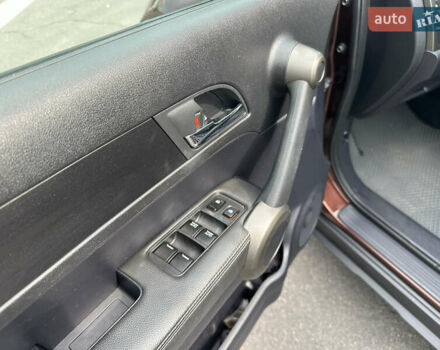 Коричневый Хонда СРВ, объемом двигателя 2 л и пробегом 186 тыс. км за 13999 $, фото 6 на Automoto.ua