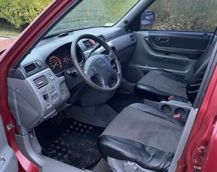 Красный Хонда СРВ, объемом двигателя 2 л и пробегом 217 тыс. км за 5100 $, фото 4 на Automoto.ua